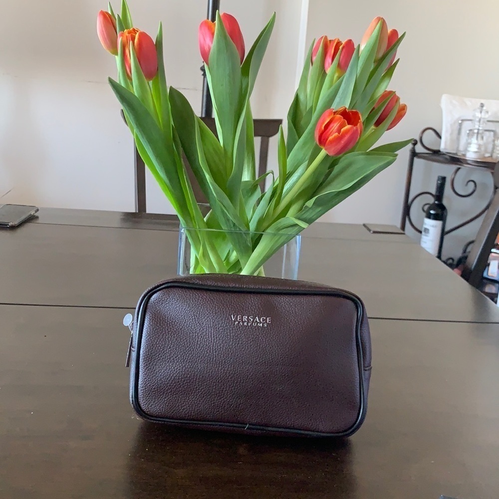Versace inflight travel bag / locked and zipped never used ❣️